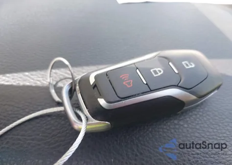 2015 Ford F-150 Lariat из США, поврежденный, VIN 1FTEW1CP6FFC70519